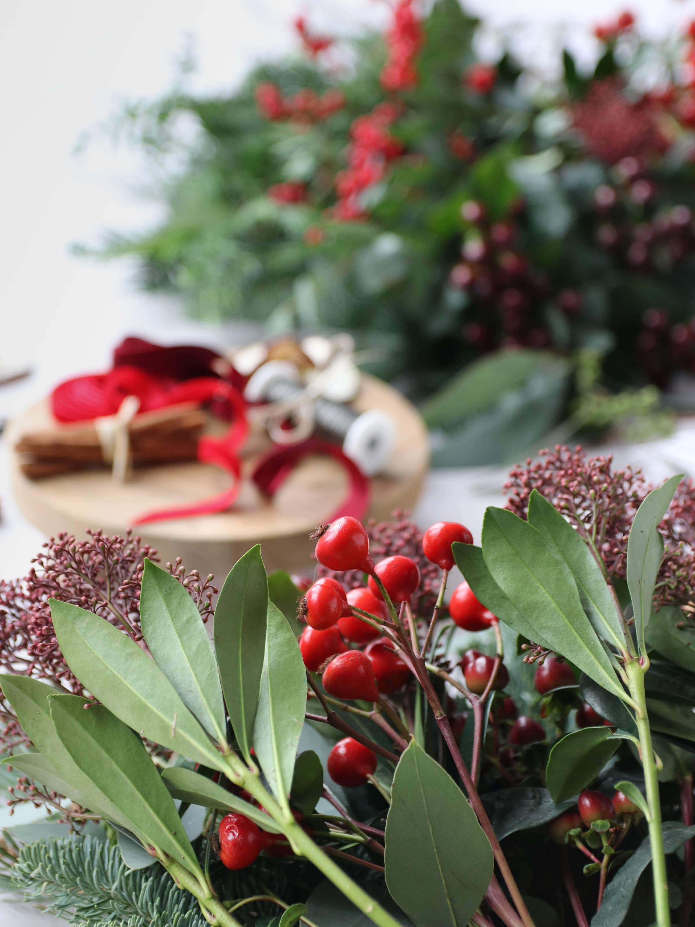 DIY 12" Christmas Wreath Making Kit - 'Merry Berry'