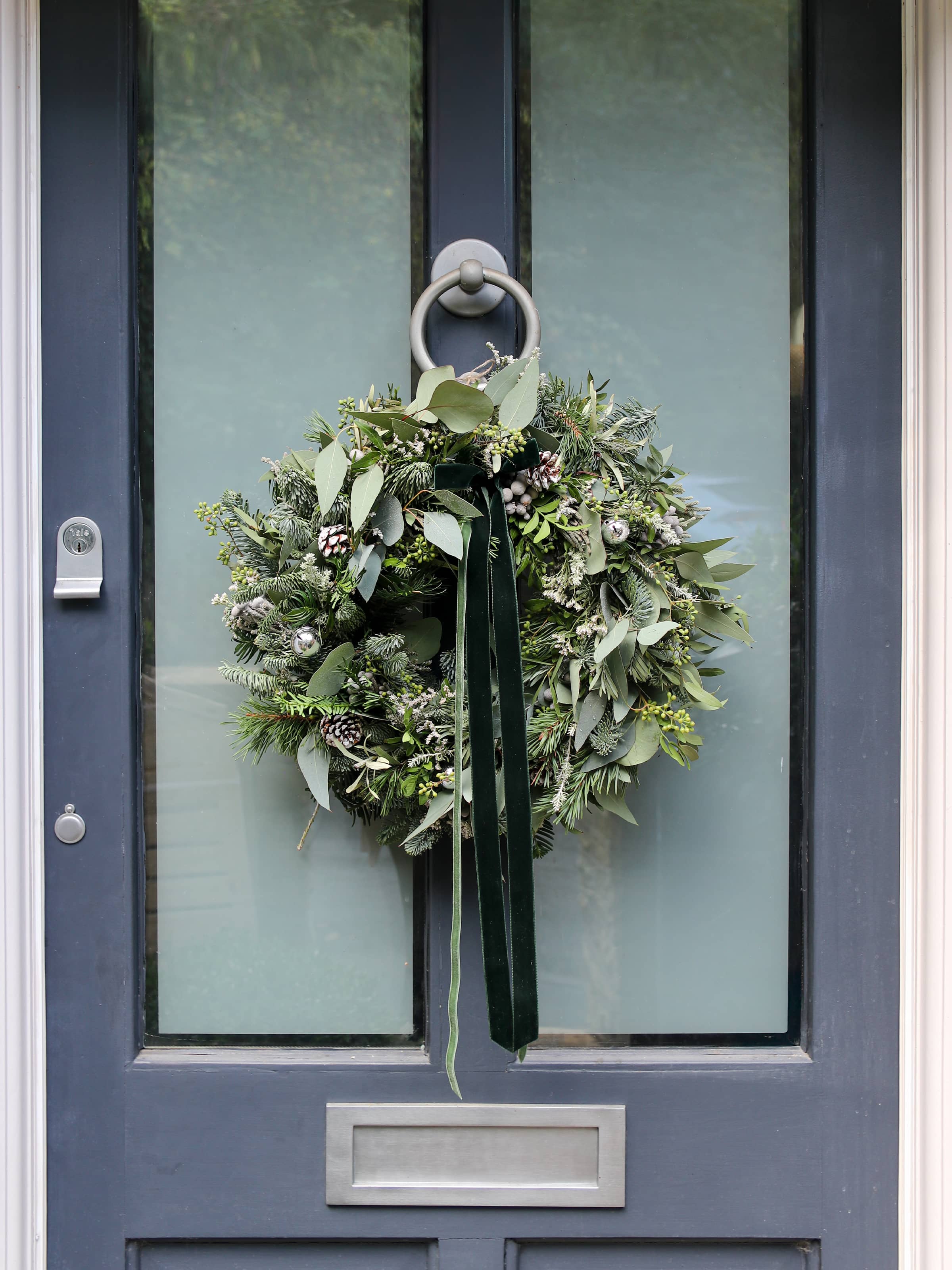 'Winter Wonderland' - Luxury Fresh Christmas Door Wreath