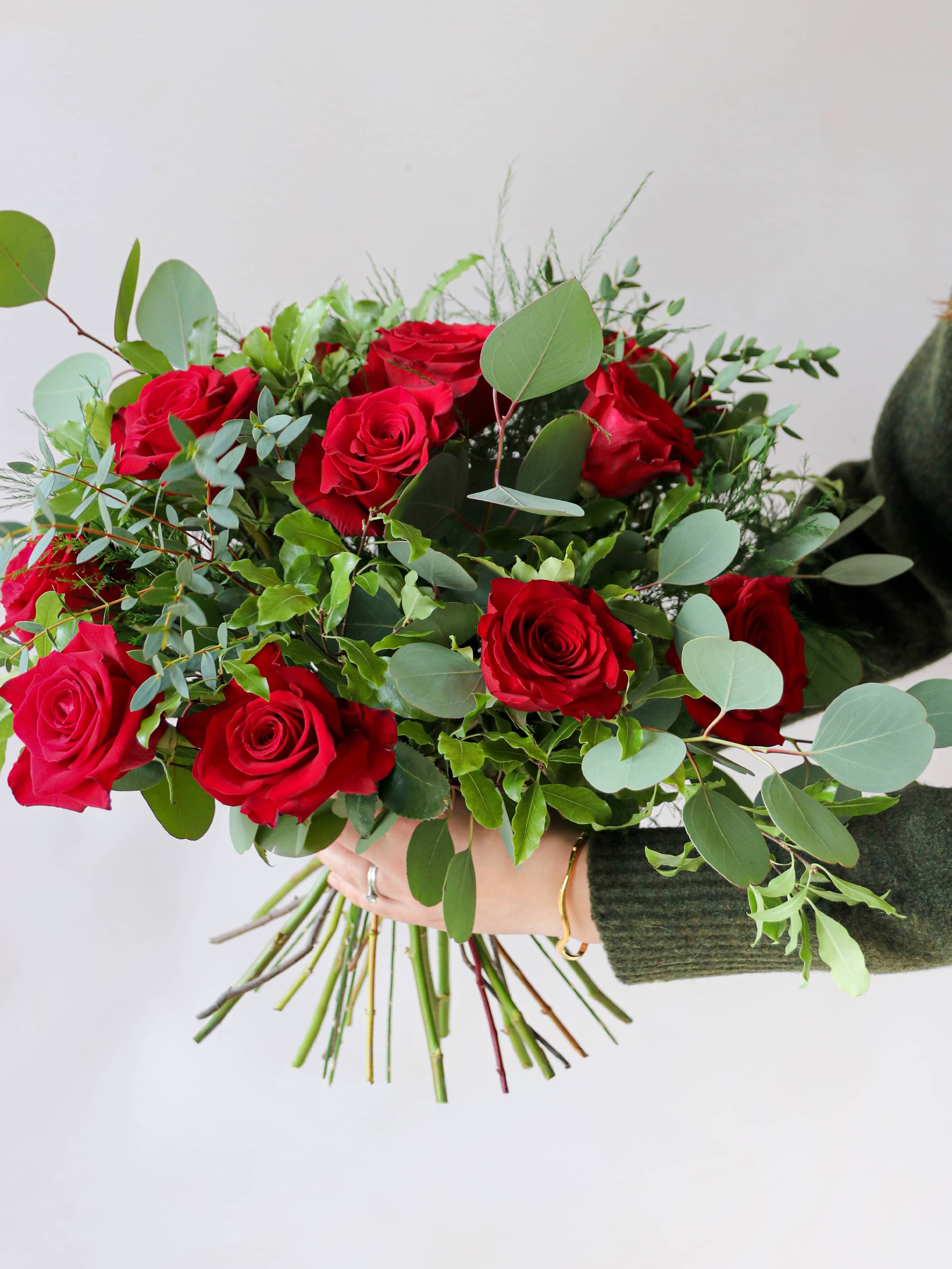 Valentine's Day Luxury Red Rose Bouquet