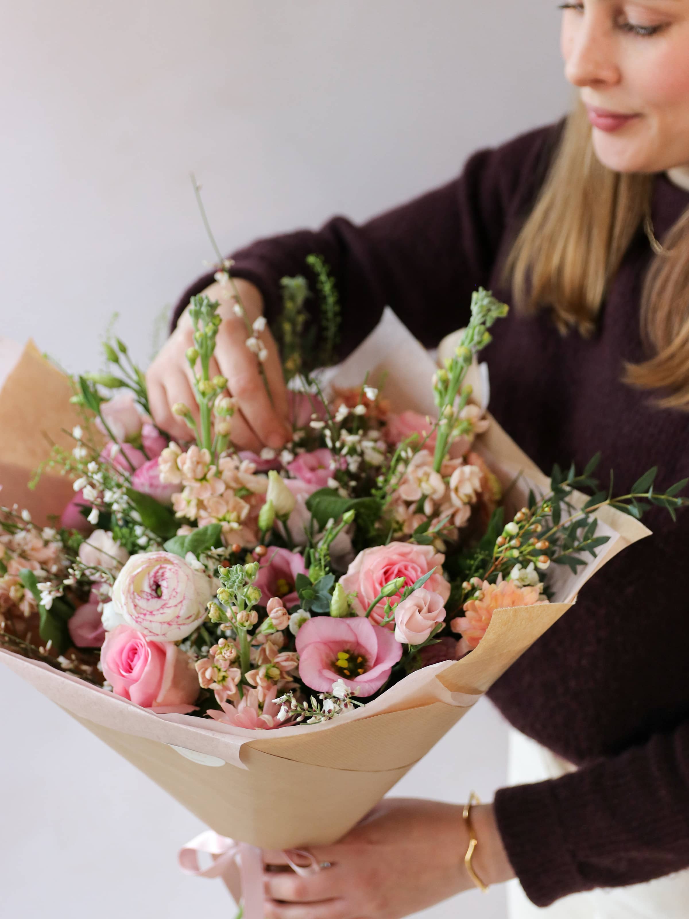 Valentine's Day 'You're a Peach' Luxury Bouquet