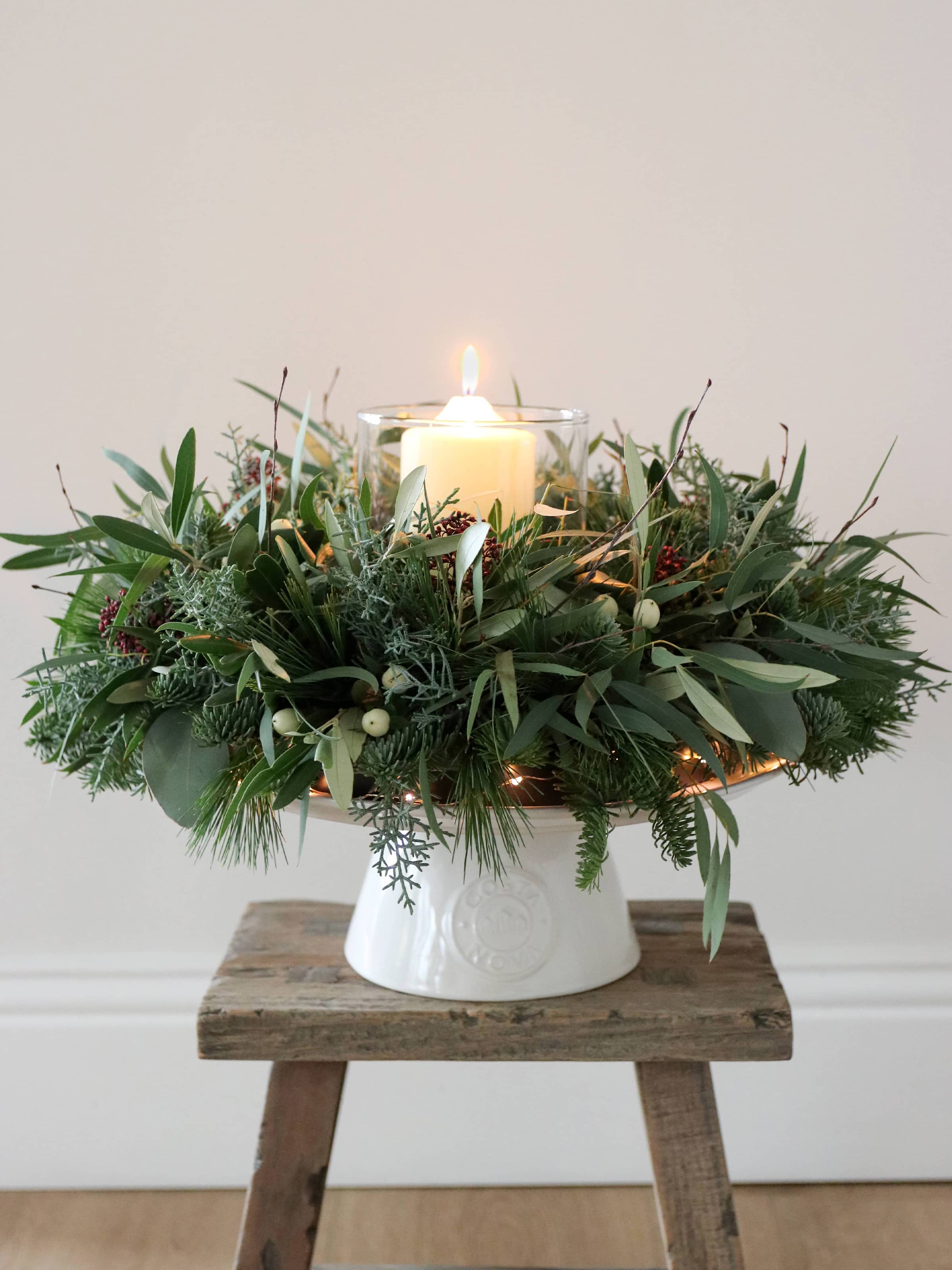 Christmas Table Wreath & Candle Centrepiece