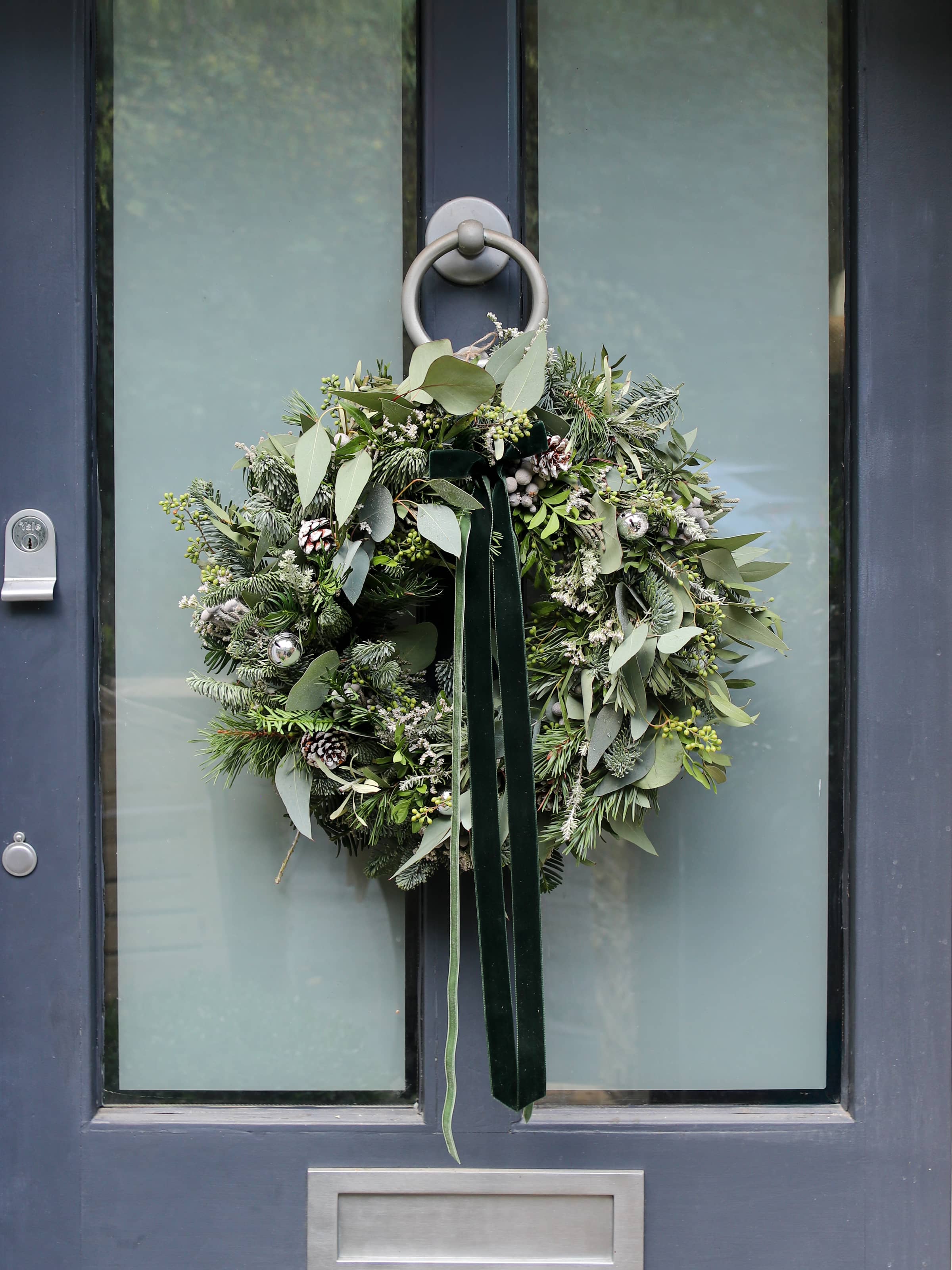 'Winter Wonderland' - Luxury Fresh Christmas Door Wreath