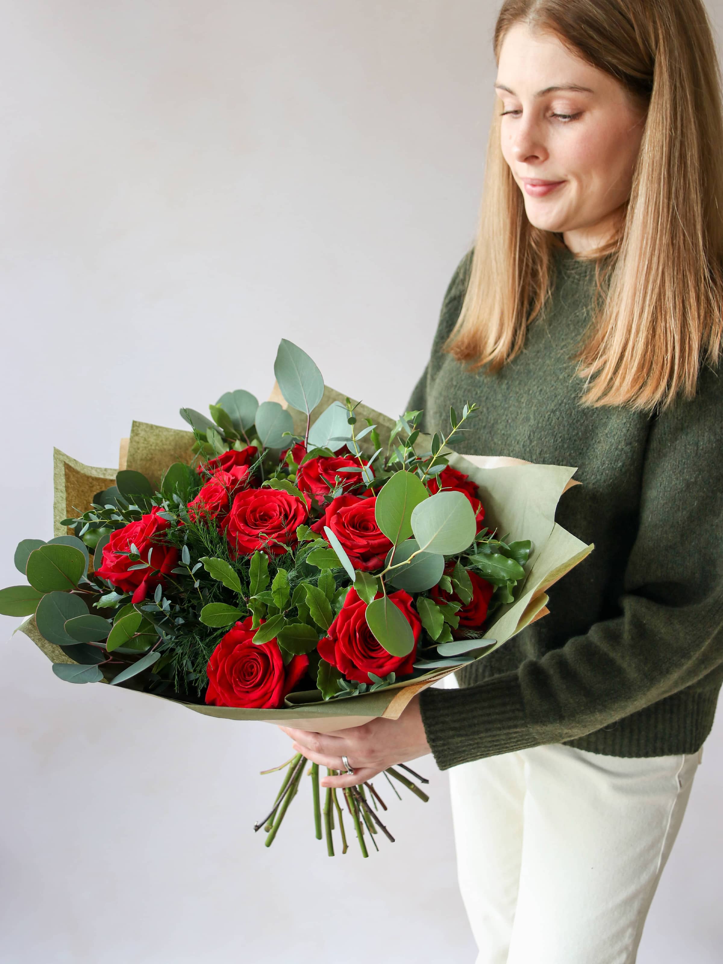 Valentine's Day Luxury Red Rose Bouquet